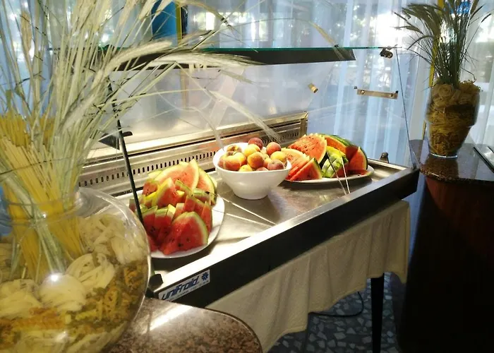 Отель Diana Hotel 2*