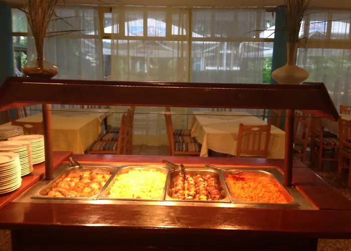 Diana Hotel Отель 2*